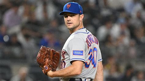 Mets beat Nationals after long delay as David Robertson is traded to Marlins